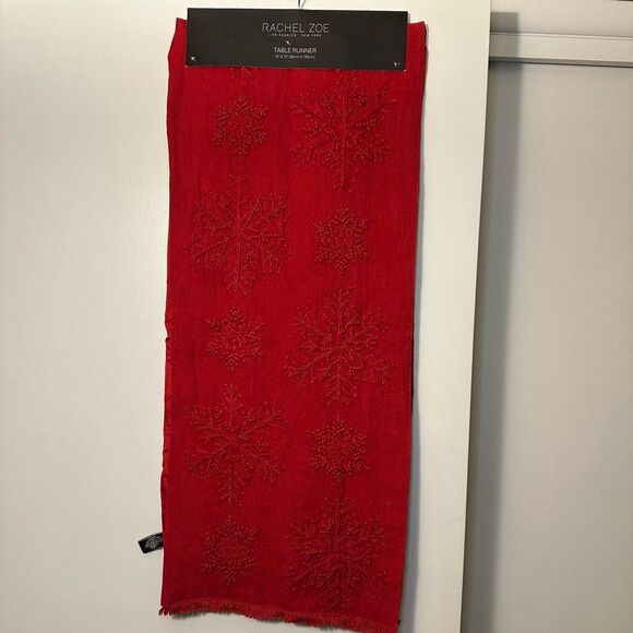 Rachel Zoe Christmas Red Snowflake Table Runner 14x72” NWT - Picture 8 of 8
